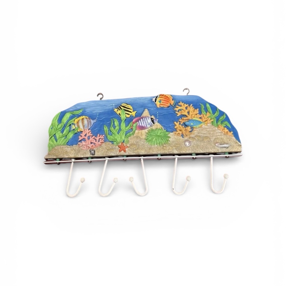 Rack Towel/Coats Wall Mount 5 Hooks. Sealife Multicolor Undersea Fish Nautica